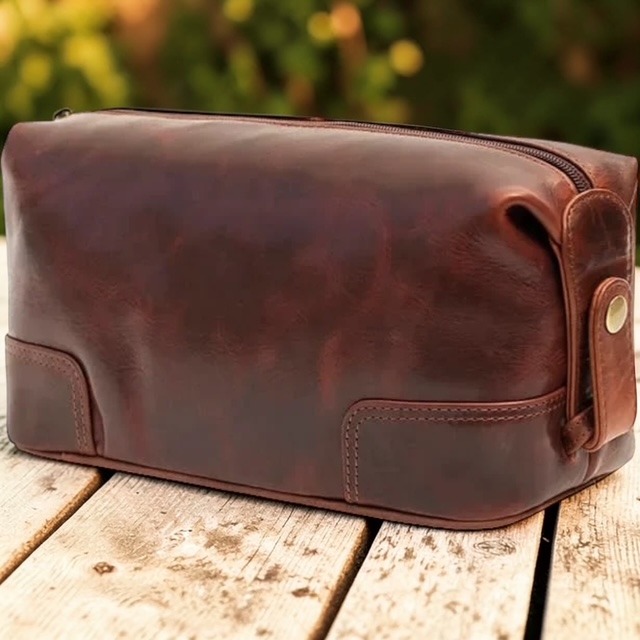 Roma Leather Washbag