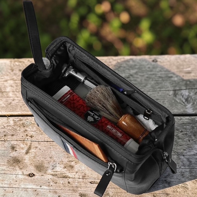 Texan Leather Washbag